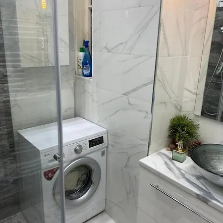 Lonyay Street Apartment Budapest