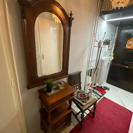 Lonyay Street Apartment Budapest