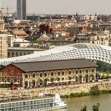 Lonyay Street * Budapešť