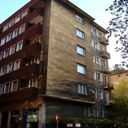 Lonyay Street