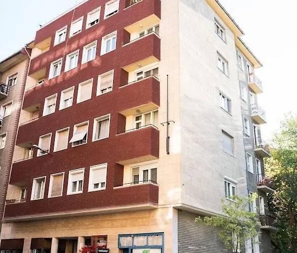 Lonyay Street