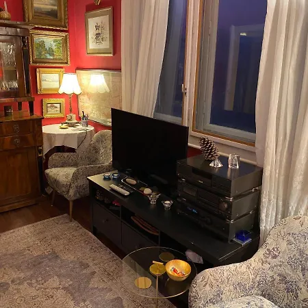Lonyay Street Appartement *