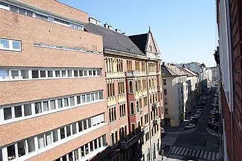 아파트 Lonyay Street